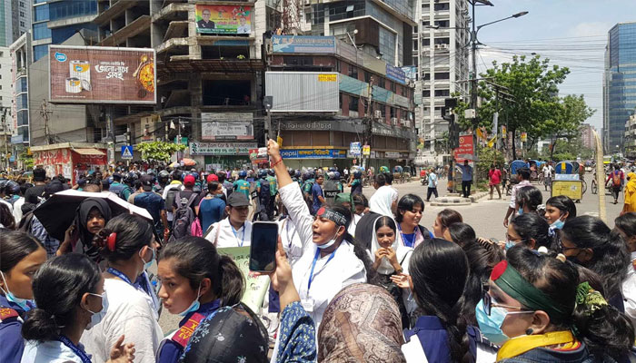 কোটা সংস্কার আন্দোলন : গুলিবিদ্ধ ও আহত হয়ে ঢামেকে ৩৩ জন