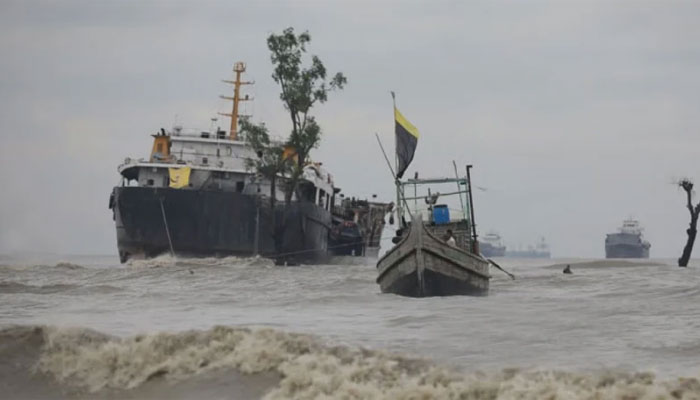 বঙ্গোপসাগরে লঘুচাপের আভাস