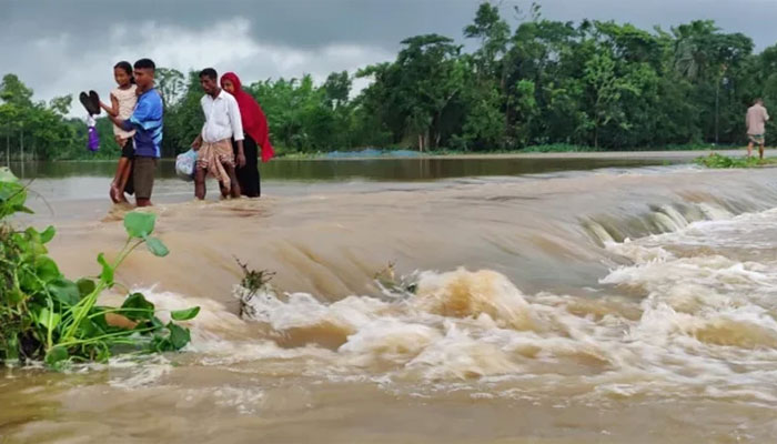 ভয়াবহ বন্যার কবলে এশিয়া ও ইউরোপ